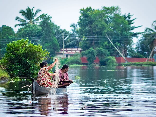 Photos from a cruise around the backwaters