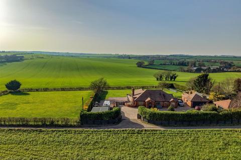 Ripple Estate Bungalow