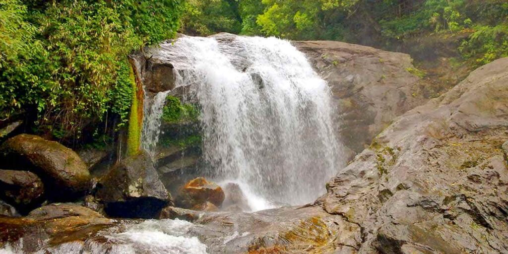 Lakkam Waterfalls Trail