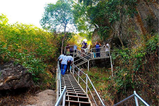 Edakkal Caves