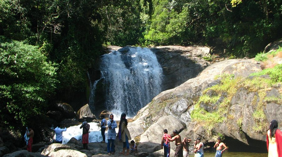 lakkam waterfalls